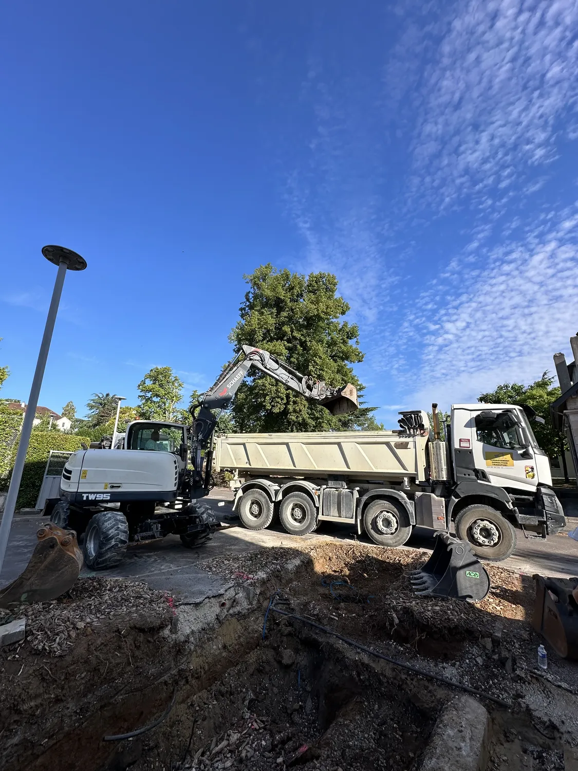 Location Pelle Chauffeur